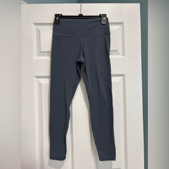 Athleta Transcend High Rise 7/8 Leggings, medium in Slate (gray) - Picture 2 of 5